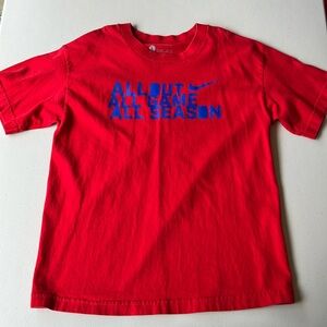 Nike boys T-shirt size L